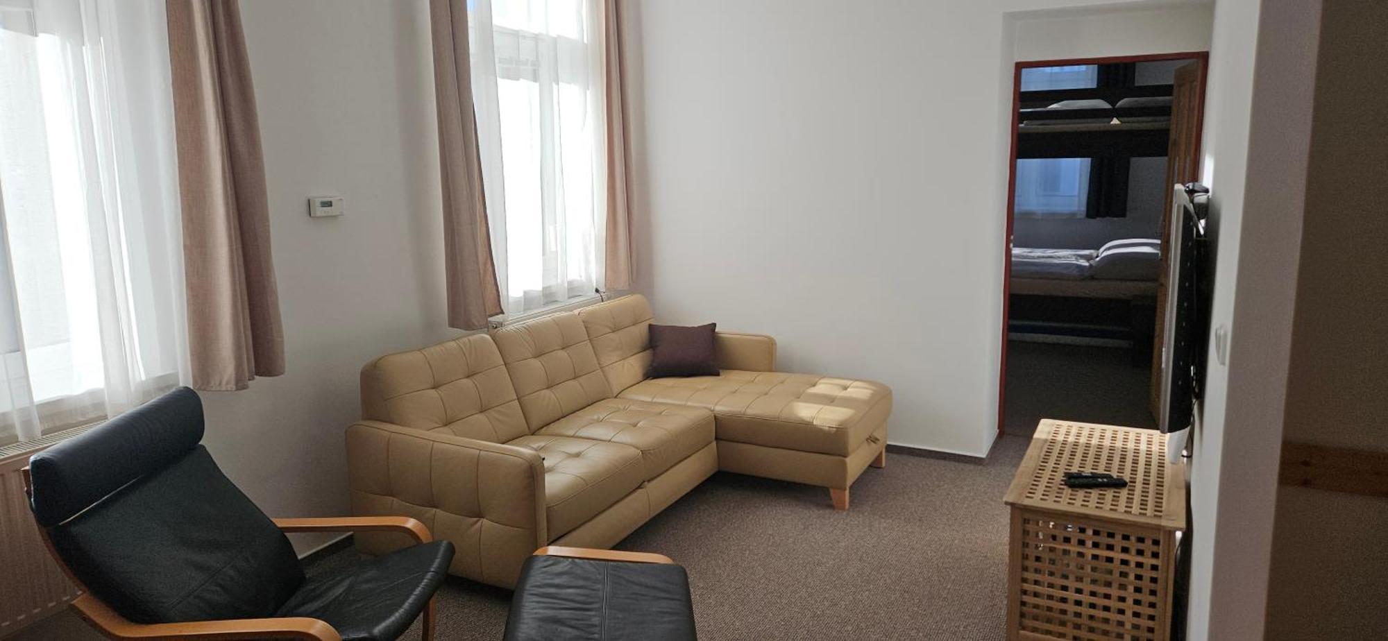 Hvezda Apartments هاراشوف الغرفة الصورة